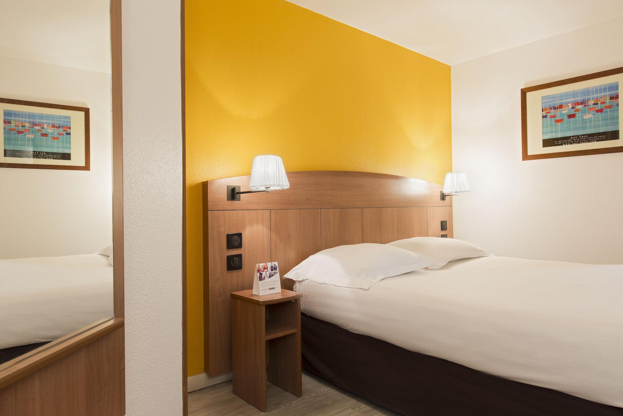Comfort Hotel Grenoble Meylan Exteriör bild