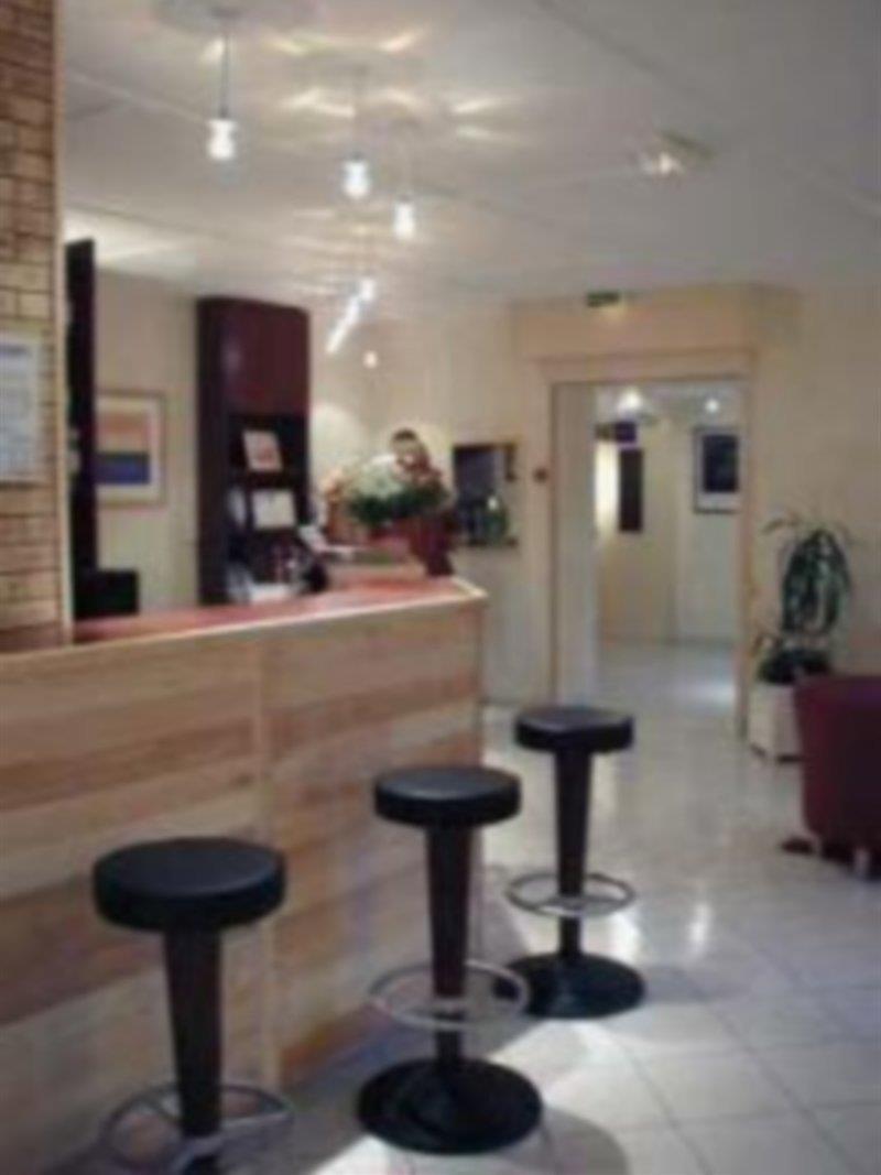 Comfort Hotel Grenoble Meylan Restaurang bild